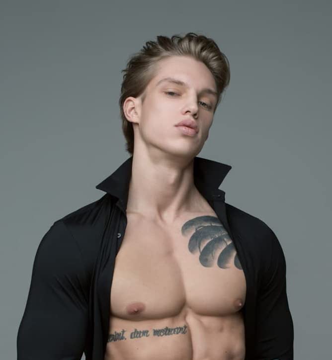 Avenue Man Sleek Finish Cream - 7 oz - Hair Styling Cream for Men with Acai & Soy Protein - Hair Putty for Smooth Control & Structure - Hair Paste for Men for Textured, Slick Back or Classic Looks