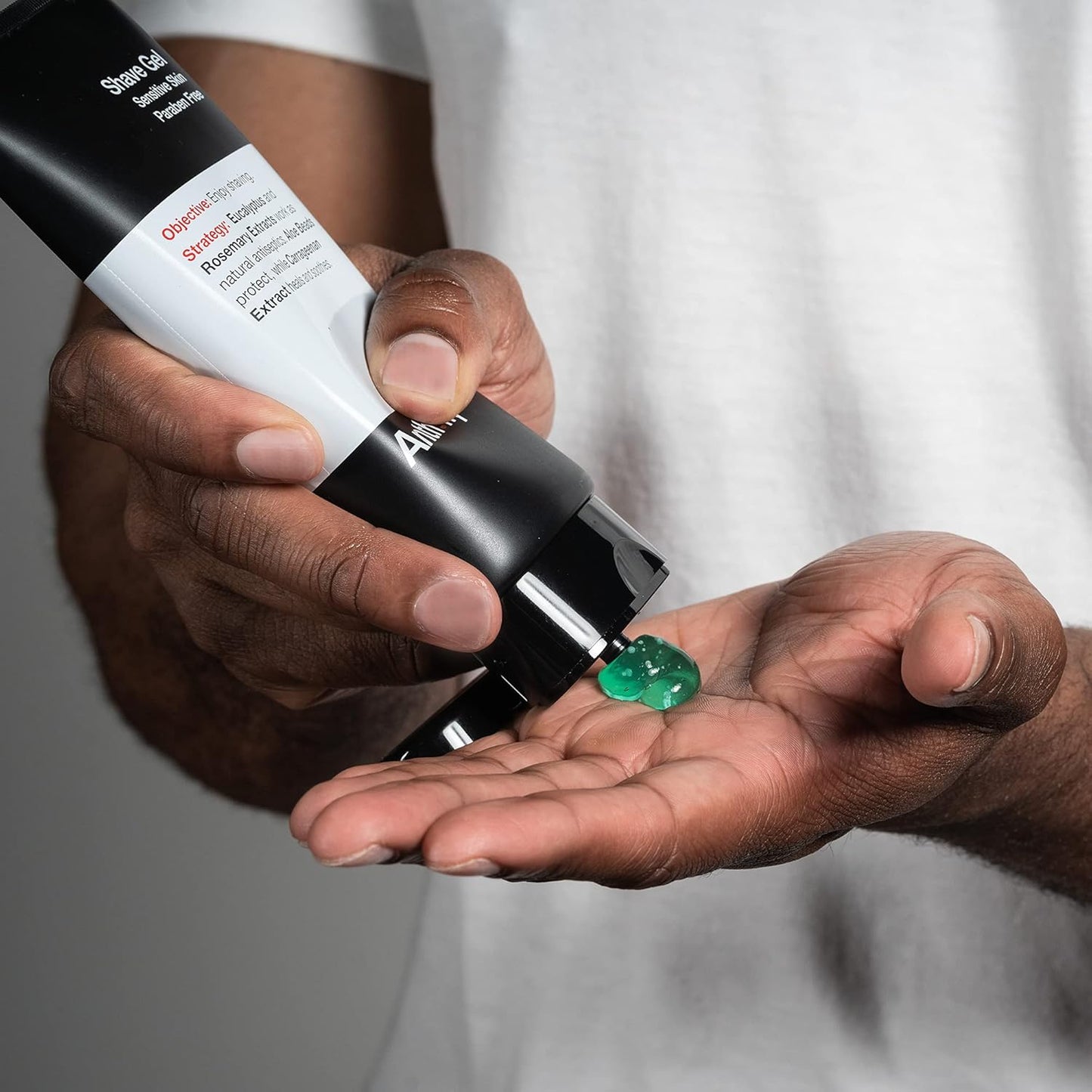 Anthony Shave Gel for Sensitive Skin – Non-Foaming, Soothing Shaving Cream for Men and Women. With Aloe Vera Beads, Eucalyptus, Rosemary and Carrageenan Extract - 6 Fl Oz